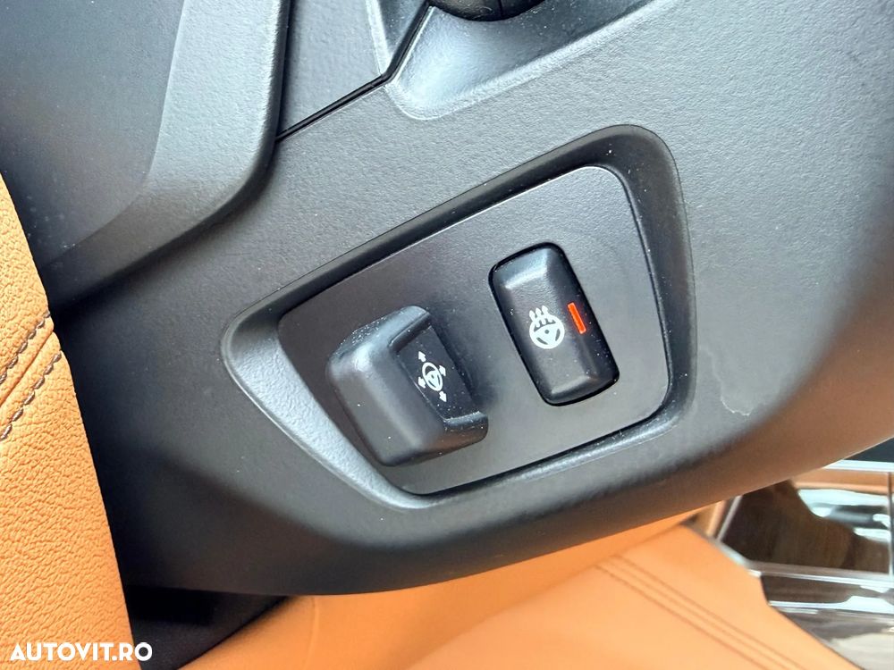 BMW Seria 7 740Ld xDrive - 33