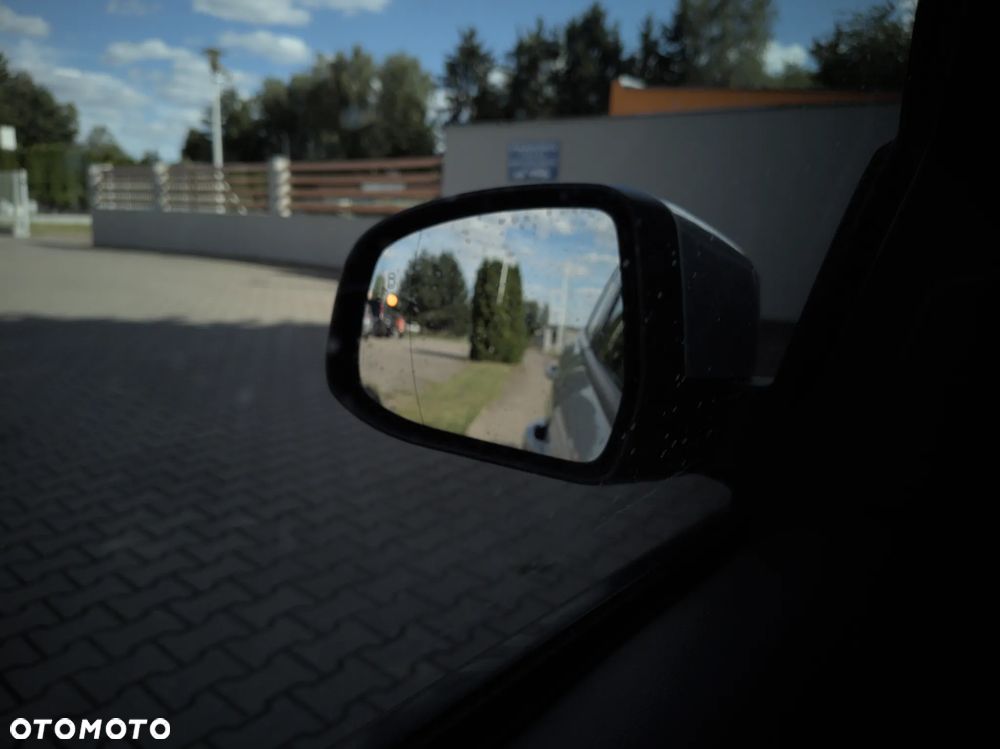 Ford Focus 2.0 TDCi ST - 24