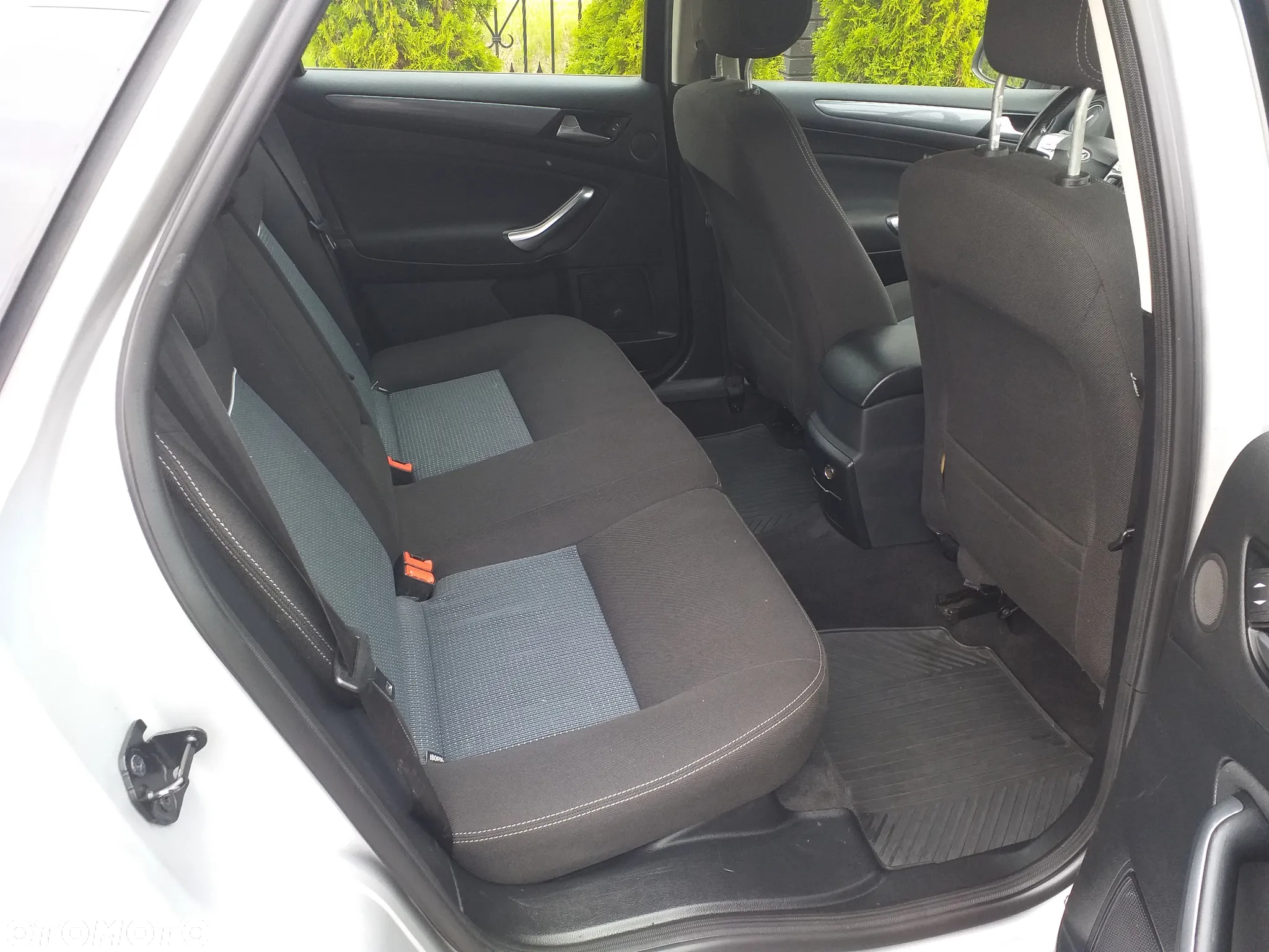 Ford Mondeo Turnier 2.0 TDCi Titanium - 15