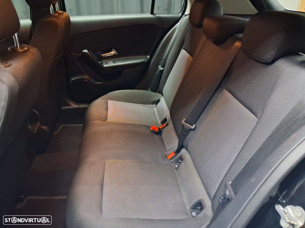 Mercedes-Benz A 180 - 12