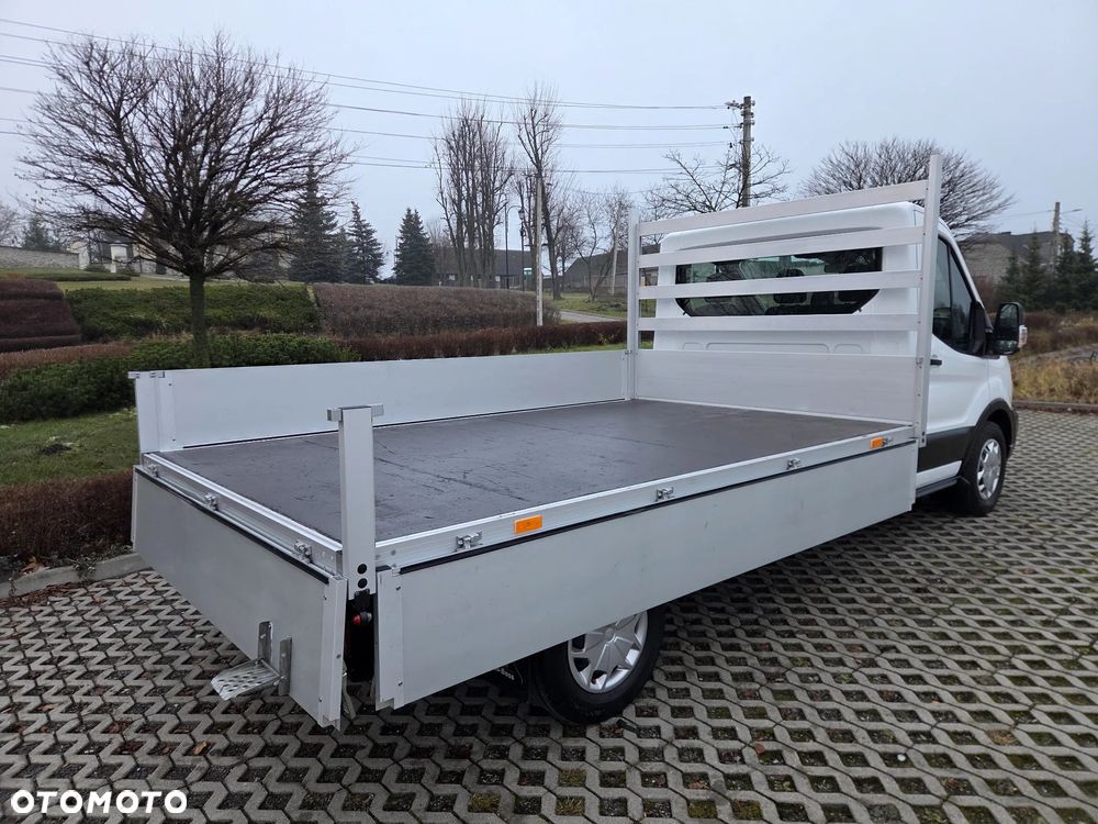 Ford Transit - 15