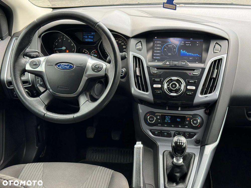Ford Focus 1.6 EcoBoost Titanium - 13