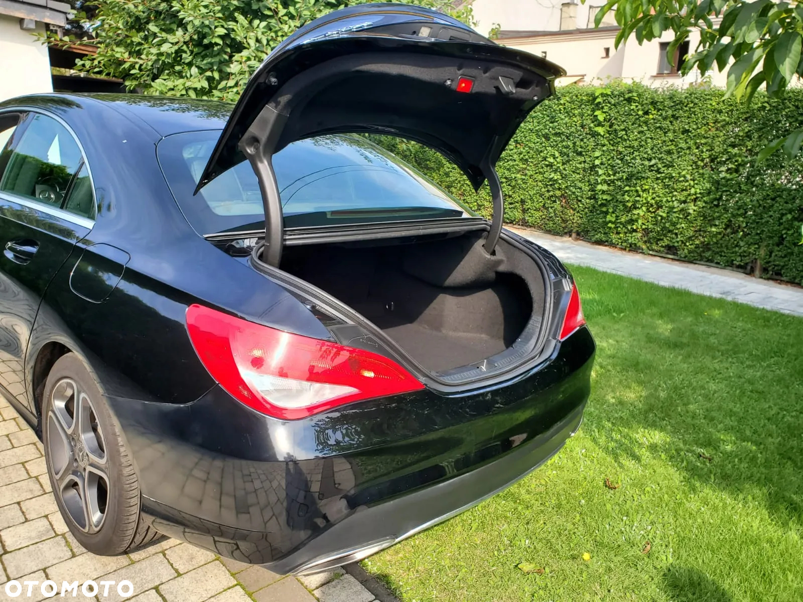 Mercedes-Benz CLA 250 7G-DCT - 11