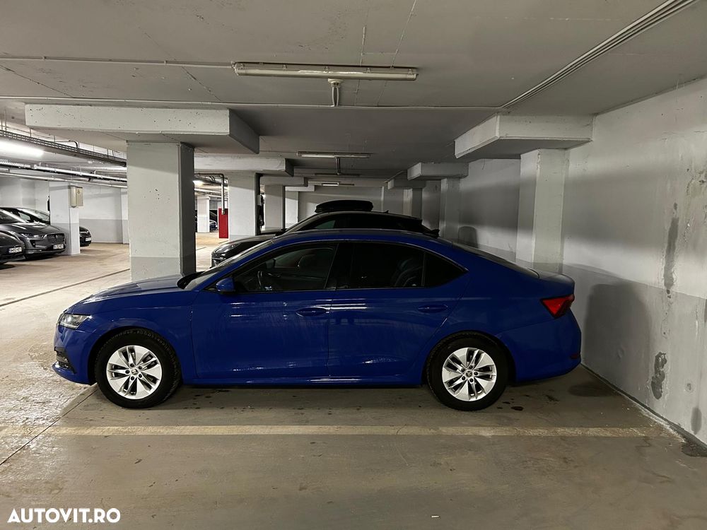 Skoda Octavia 2.0 TDI DSG Ambition - 3