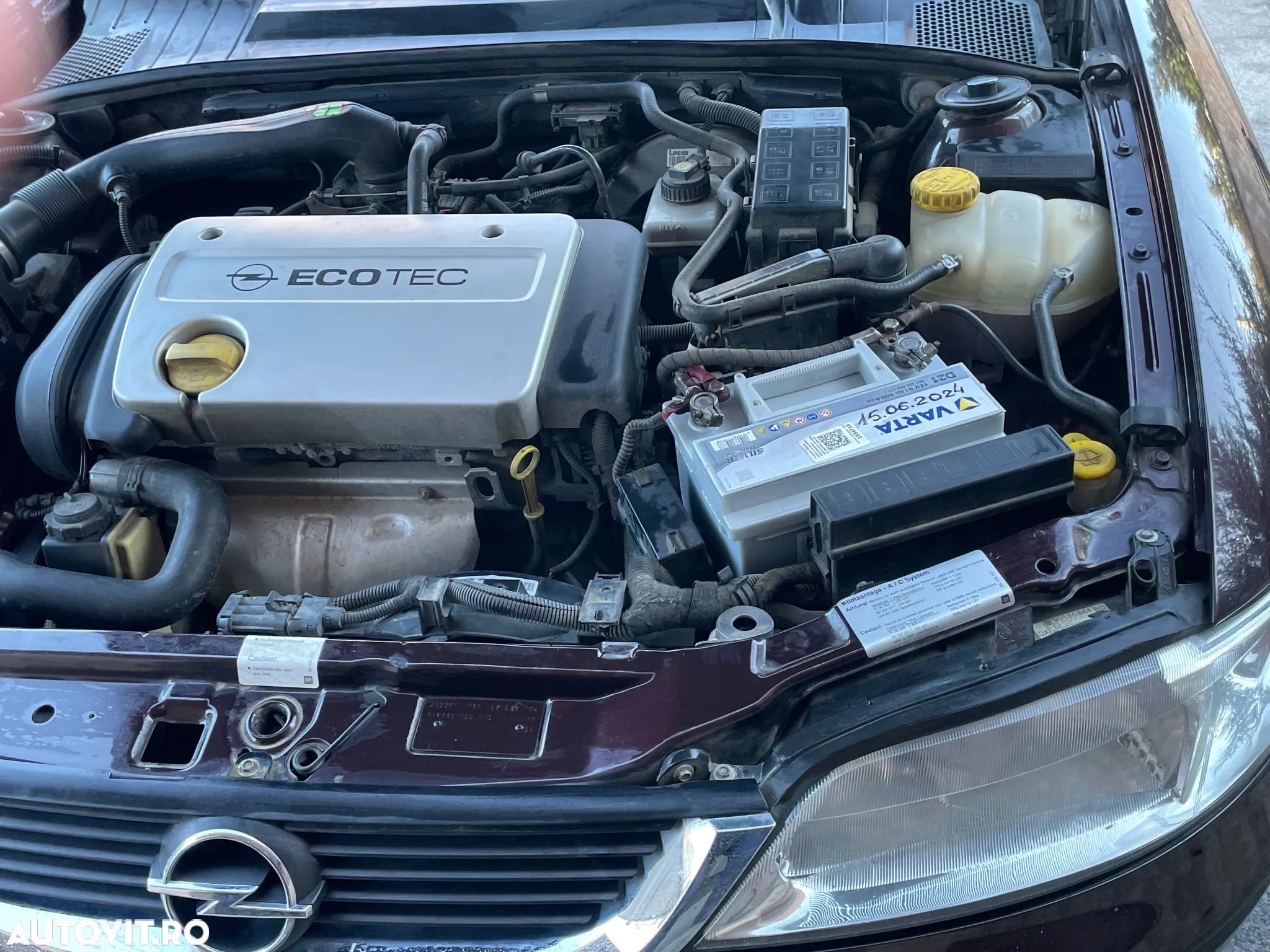 Opel Vectra 1.6i 16V Elegance - 8