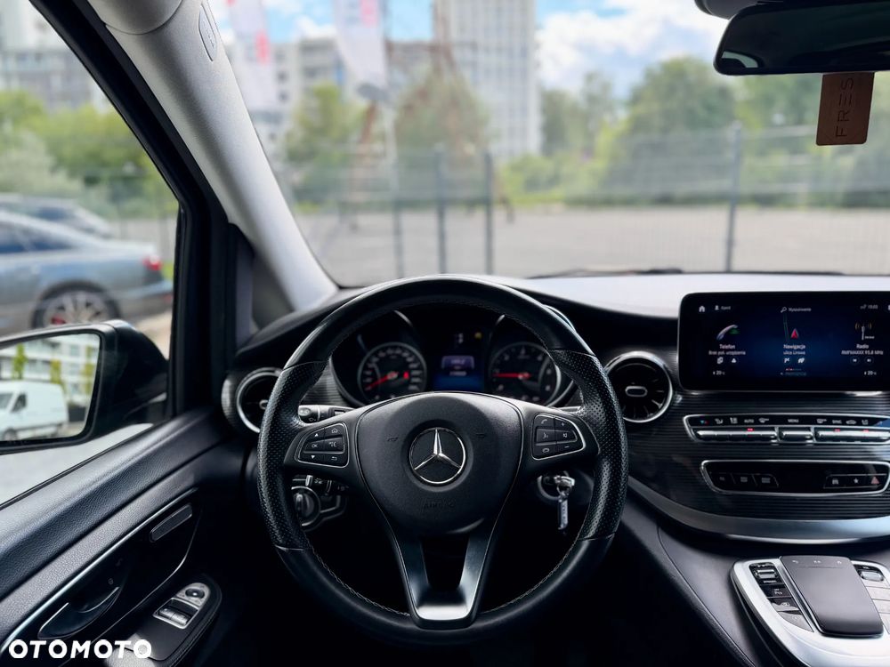 Mercedes-Benz Klasa V 300 d 4-Matic Avantgarde 9G-Tronic (d³ugi) - 7