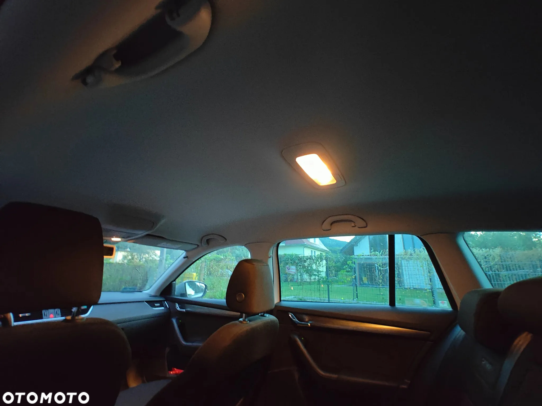 Skoda Octavia Scout 2.0 TDI 4x4 DSG - 19