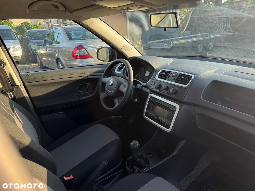 Skoda Fabia 1.2 HTP Ambiente - 18