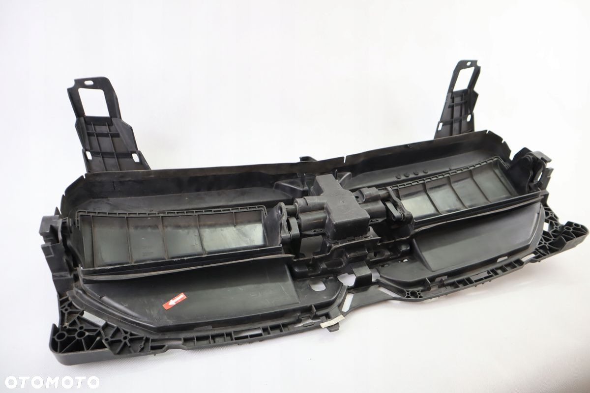 GRILL ATRAPA ROLETA ŻALUZJA SILNICZEK WLOT BMW 2 U06 ACTIVE TOURER 5A1DA43 - 5