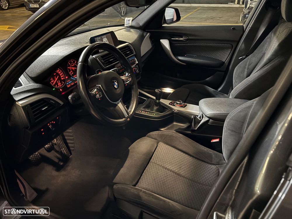 BMW 116 d Pack M - 21