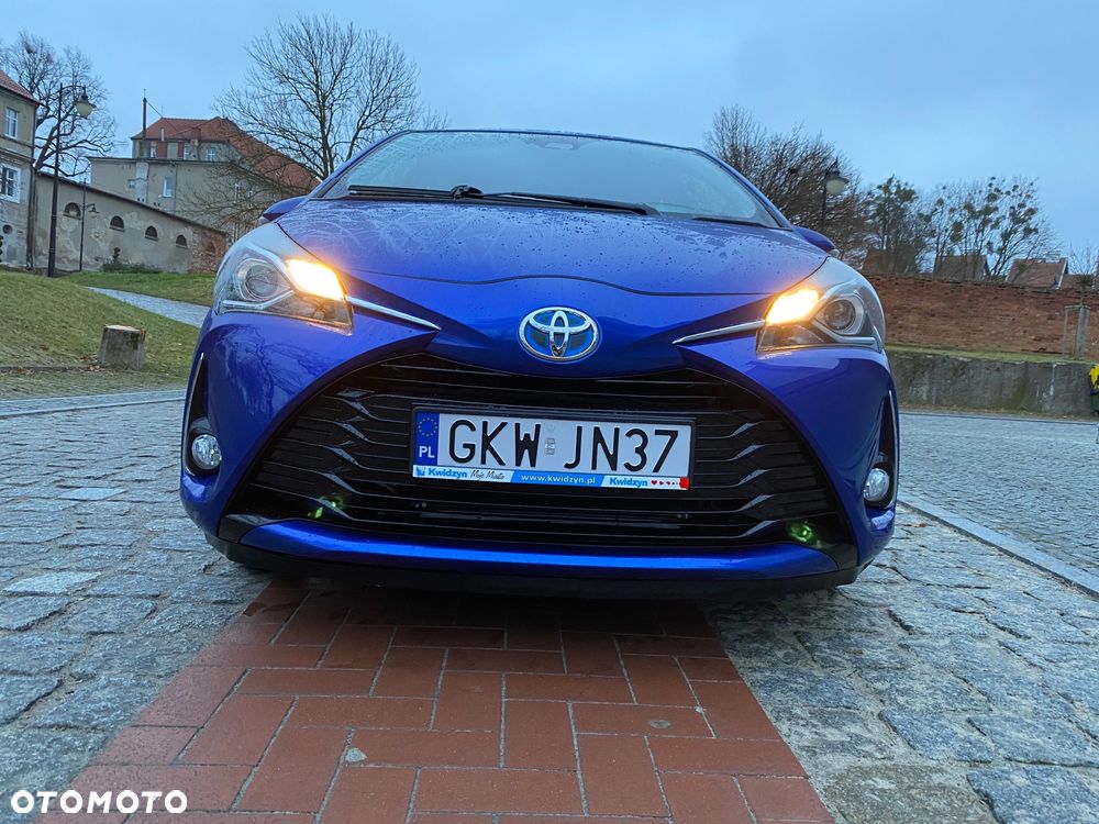 Toyota Yaris 1.5 VVT-i Team Deutschland - 11