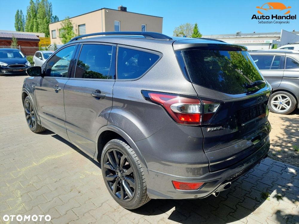 Ford Kuga 1.5 EcoBoost 2x4 ST-Line - 12