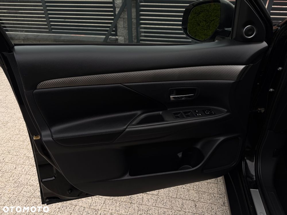 Mitsubishi Outlander 2.0 4WD CVT Diamant Edition+ - 20