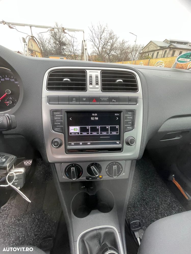 Volkswagen Polo 1.4 TDI (Blue Motion Technology) Trendline - 14