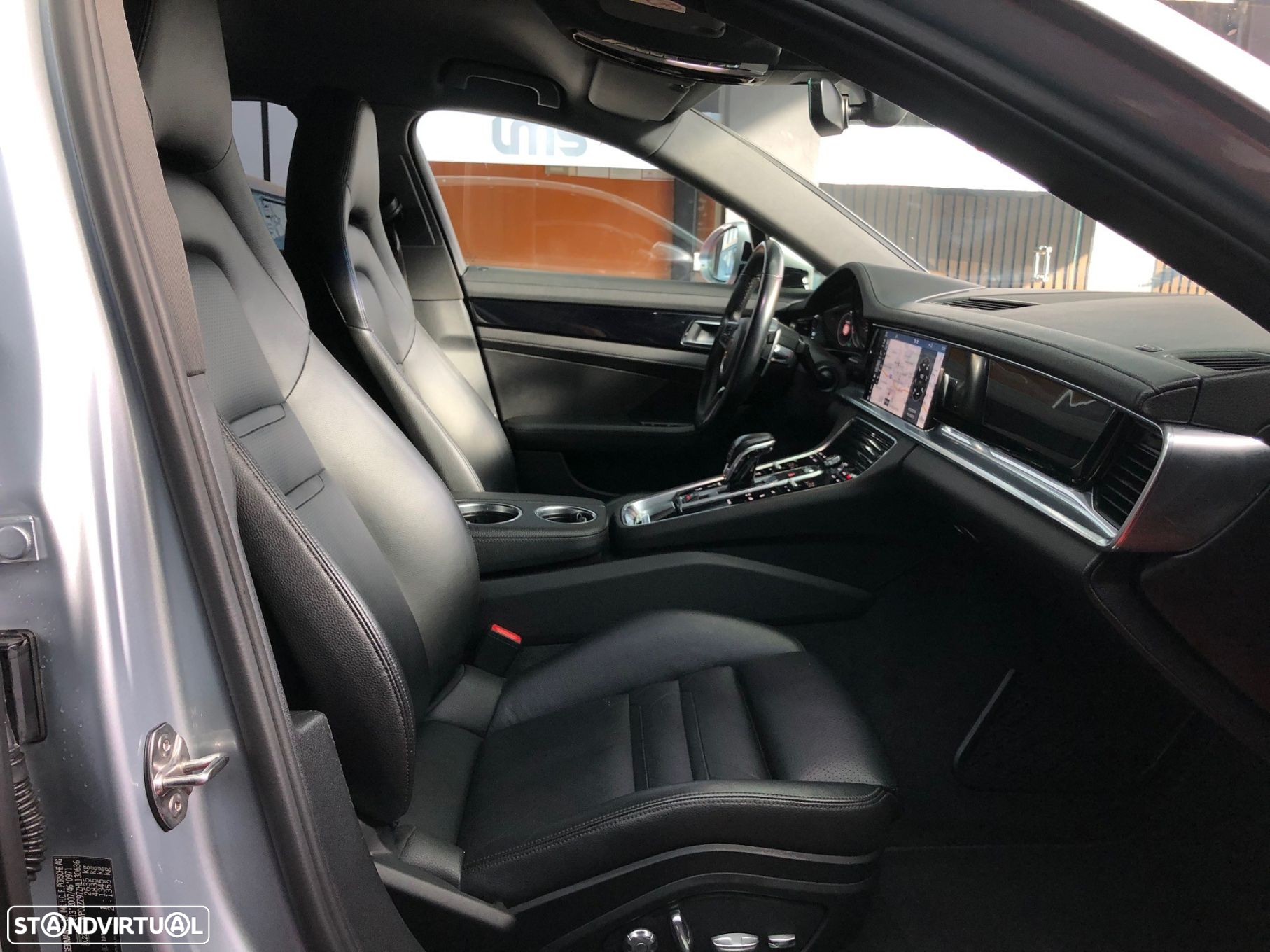 Porsche Panamera 4 S - 9