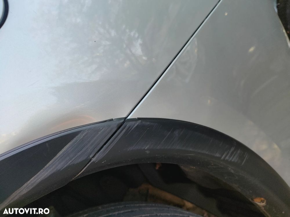 Mitsubishi Outlander 2.0 Litre DOHC MIVEC 4WD Instyle Navi - 21