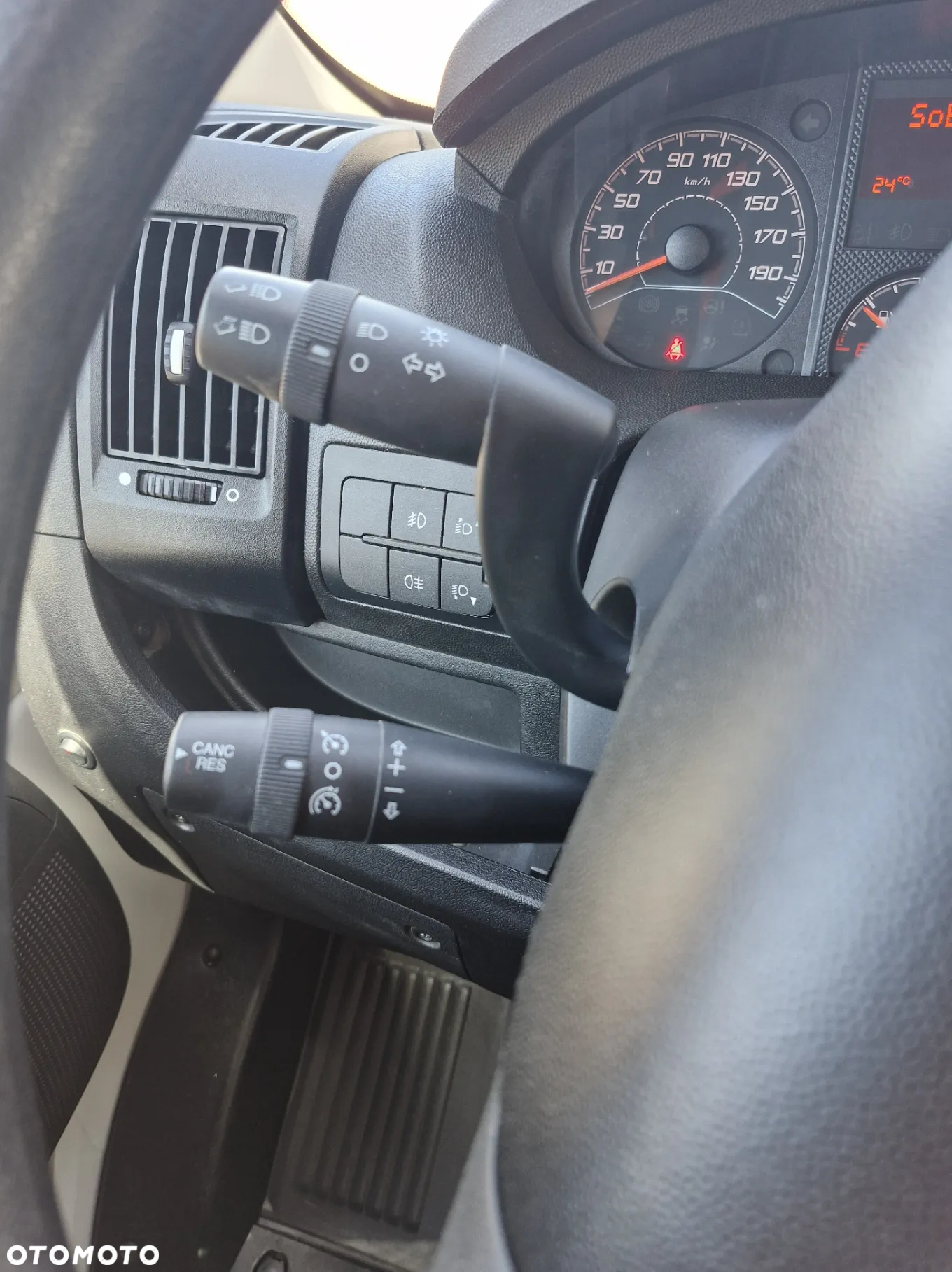 Citroën Jumper L2H2, nawigacja, klima, kamera cofania, czujniki - 23