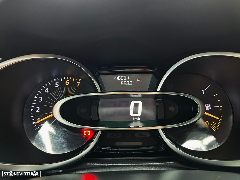 Renault Clio 0.9 TCe Limited - 19