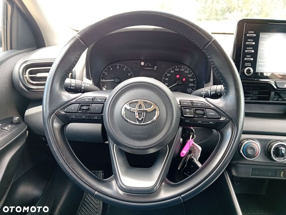 Toyota Yaris - 15