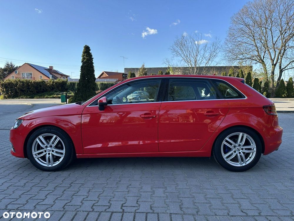 Audi A3 Sportback - 2