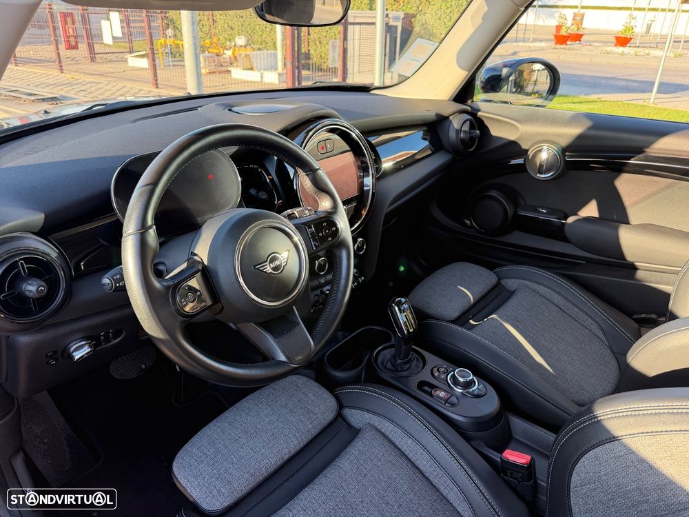 MINI 3 Portas Cooper SE Essential - 10