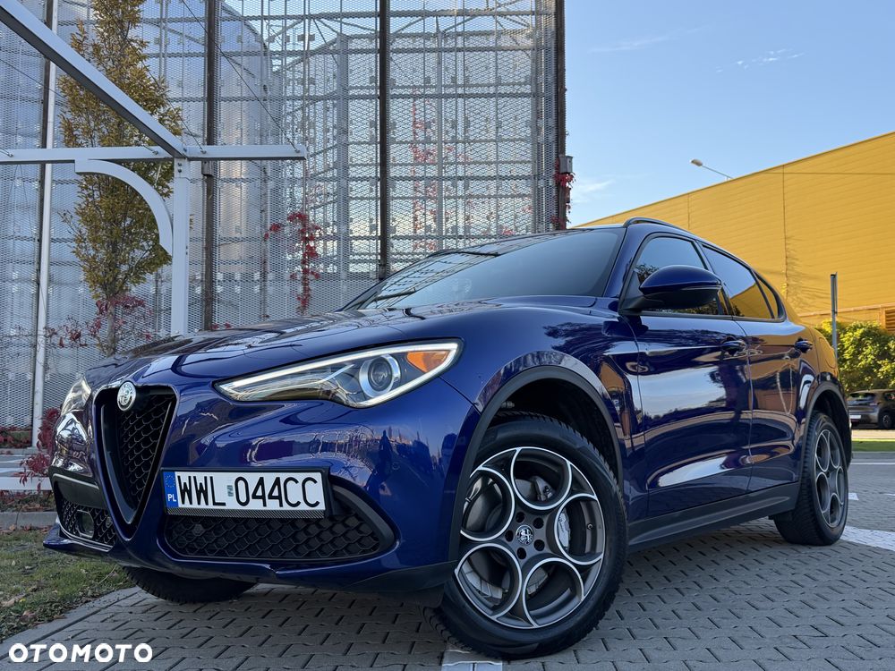 Alfa Romeo Stelvio 2022 photo 2