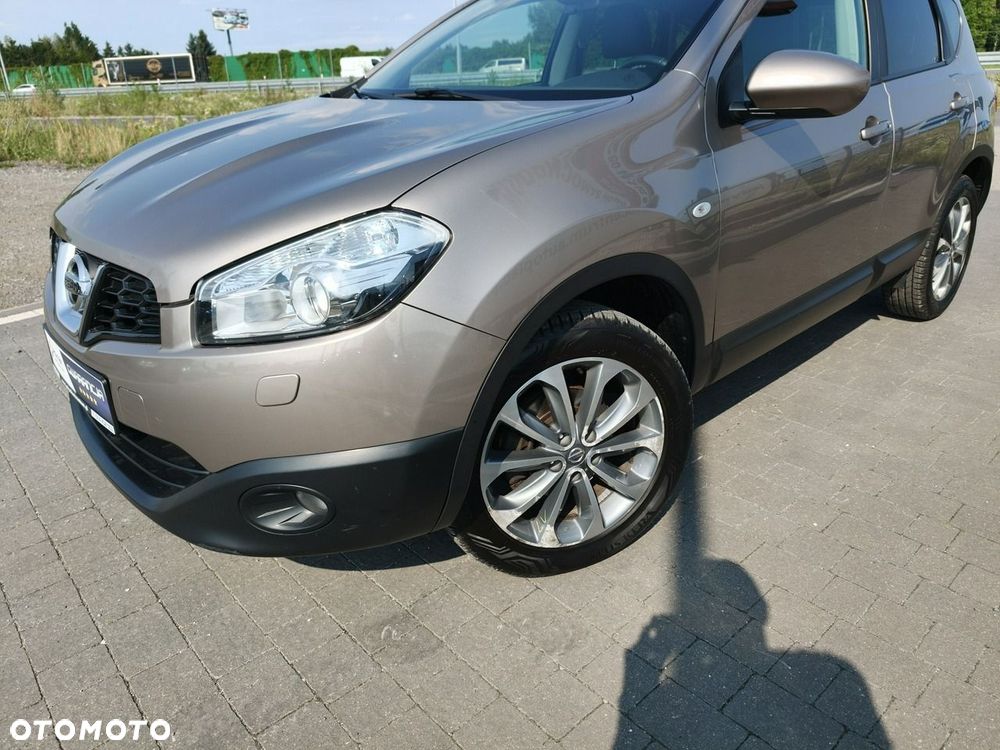 Nissan Qashqai - 2