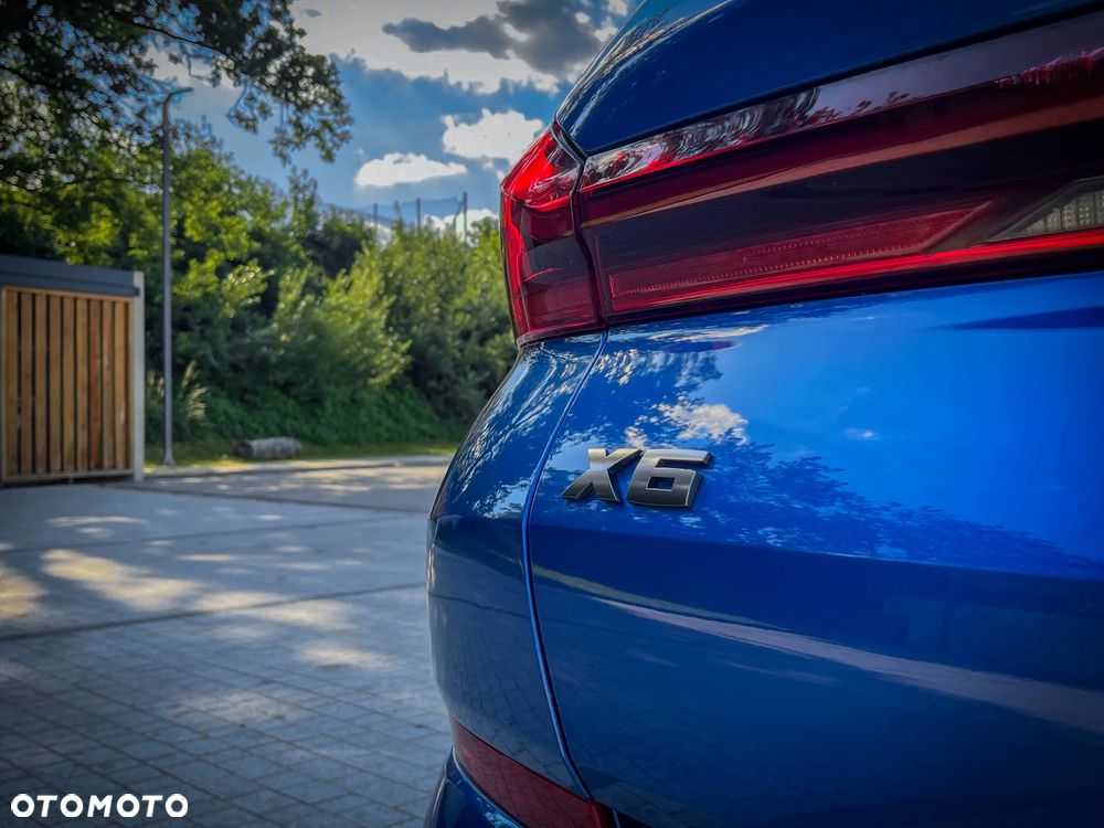 BMW X6 xDrive40d mHEV - 9