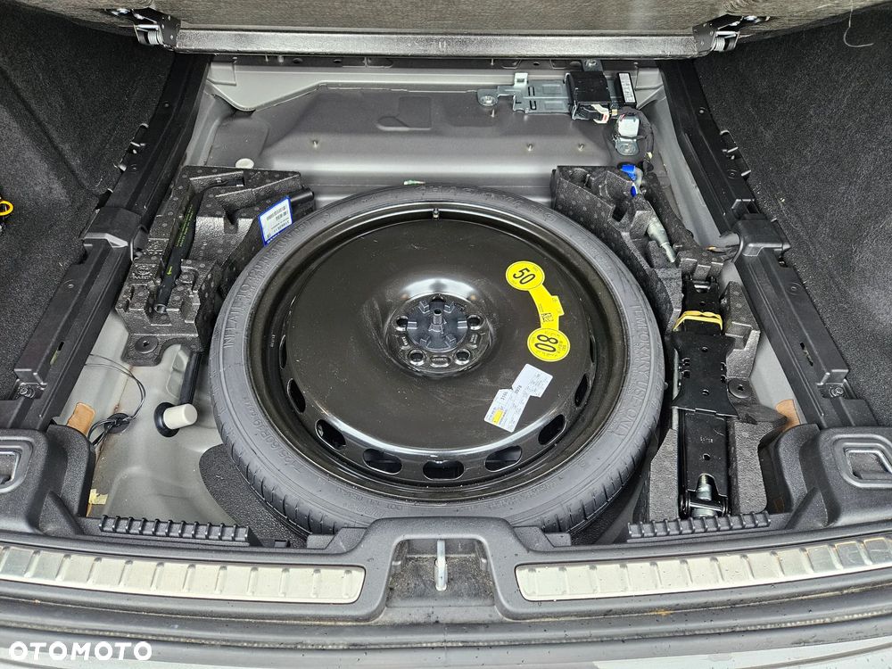 Volvo V60 B4 B Plus Dark - 11