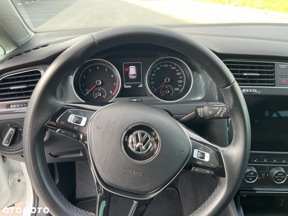 Volkswagen Golf 1.5 TSI ACT OPF BlueMotion Highline - 25