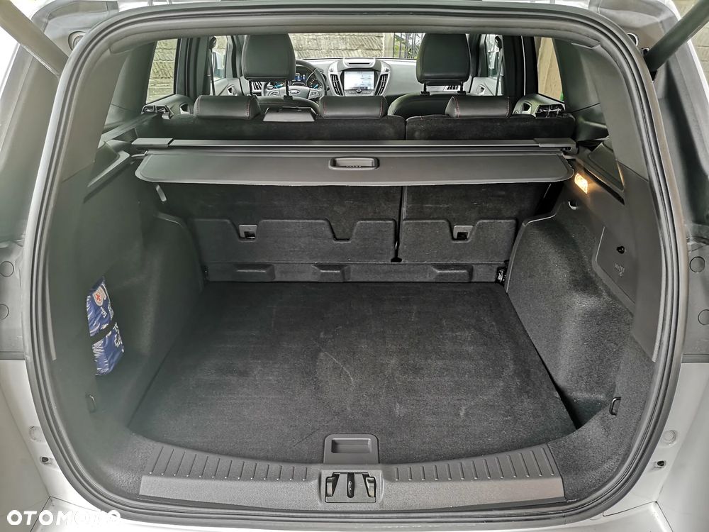 Ford Kuga 2.0 EcoBoost 4x4 ST-Line - 33