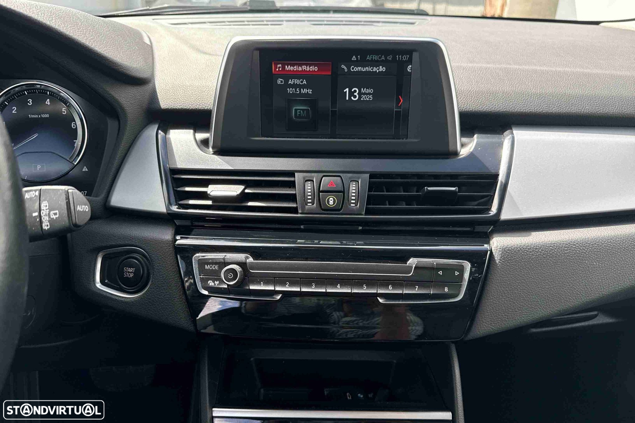 BMW 225xe Active Tourer - 7