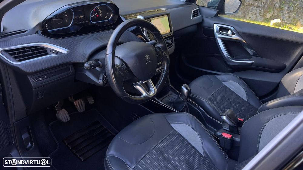 Peugeot 2008 1.4 HDi Allure - 3