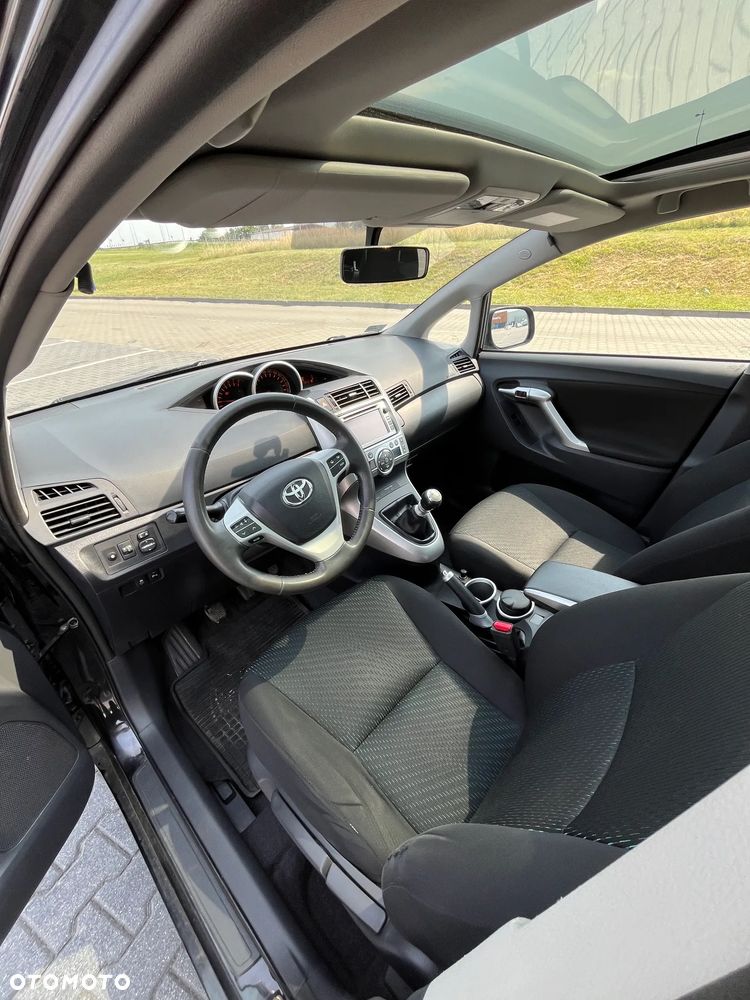 Toyota Verso 1.8 Prestige EU5 - 15