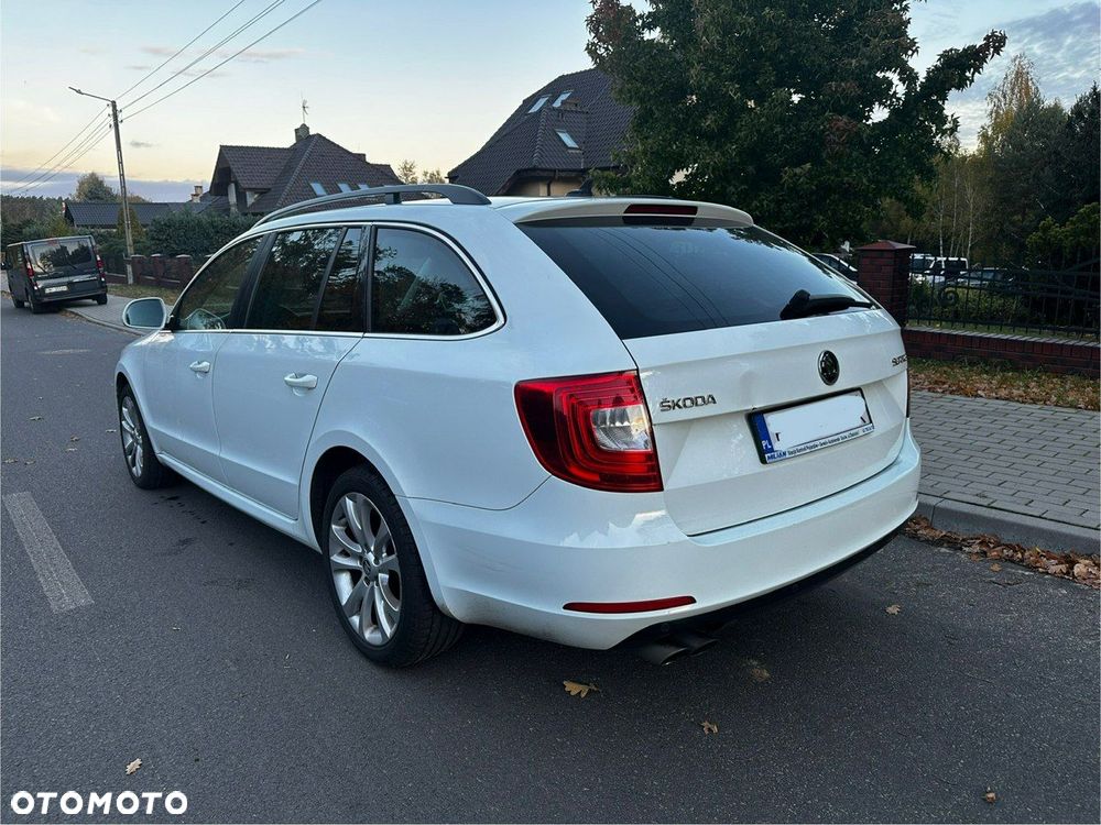 Skoda Superb 1.8 TSI Elegance - 22