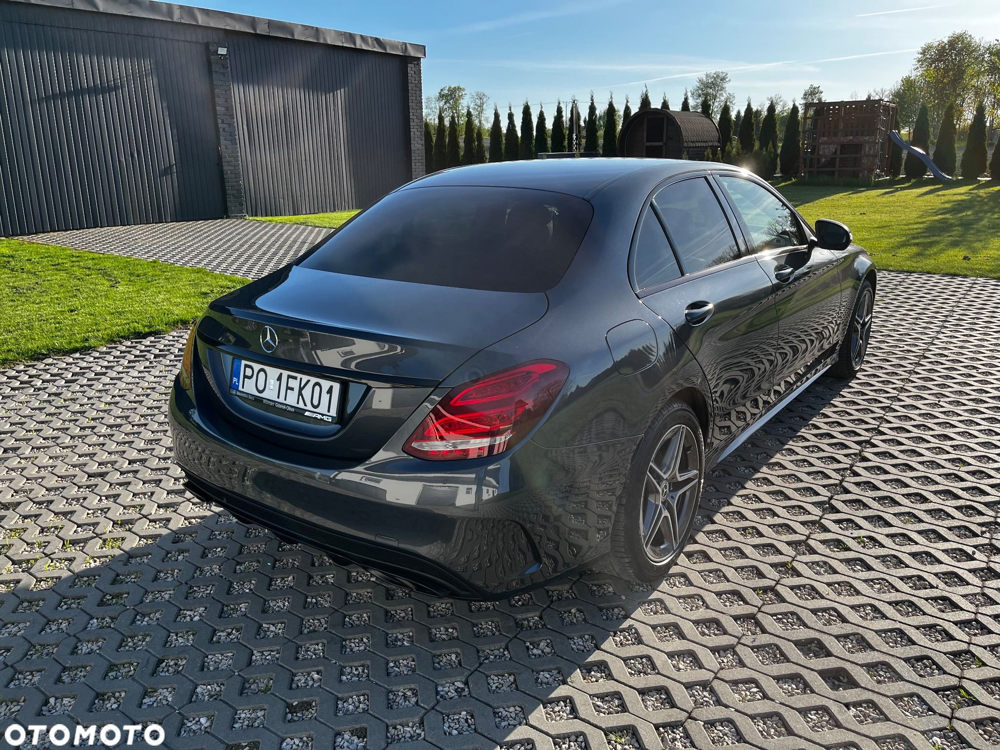 Mercedes-Benz Klasa C 250 (BlueTEC) d 4Matic 7G-TRONIC AMG Line - 4