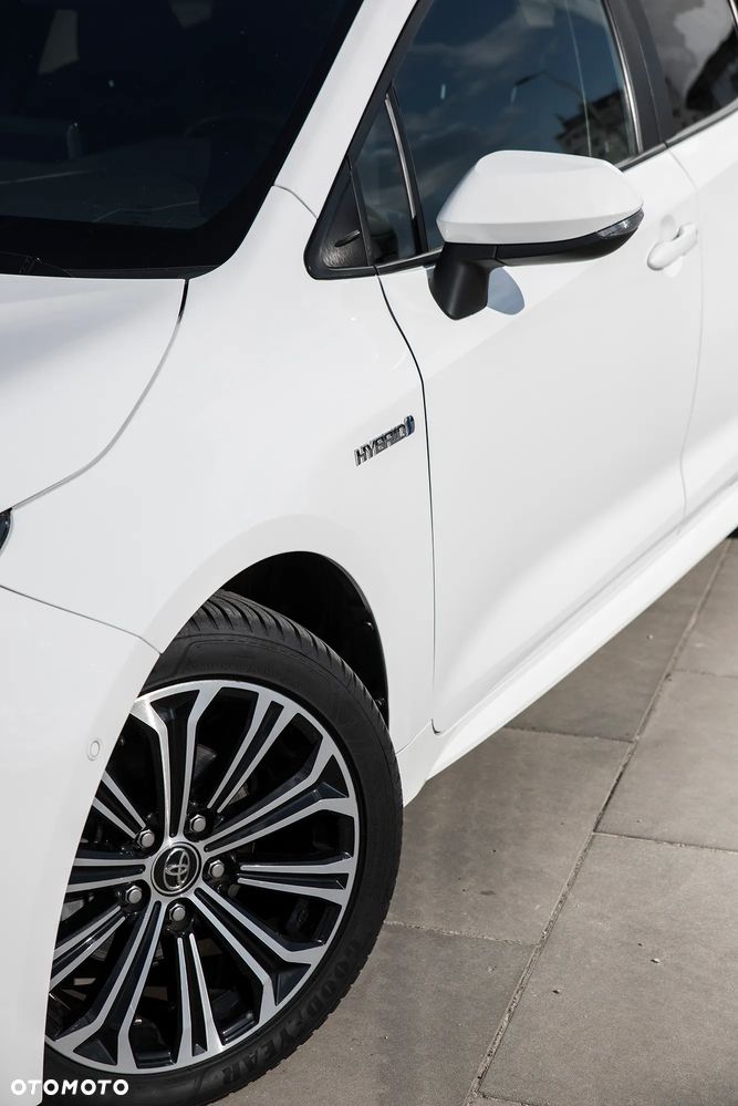 Toyota Corolla 1.8 Business Edition - 21