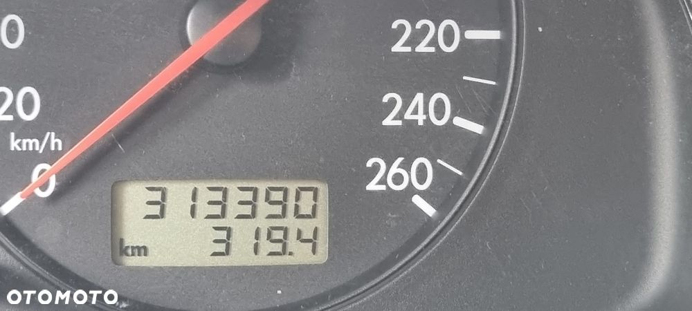 Volkswagen Passat 1.9 TDI - 22