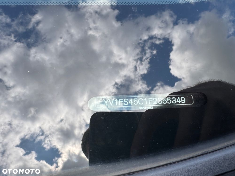 Volvo S60 T3 Momentum - 19