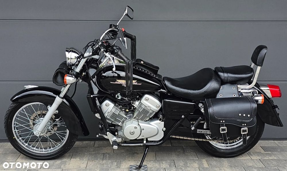 Honda Shadow - 3