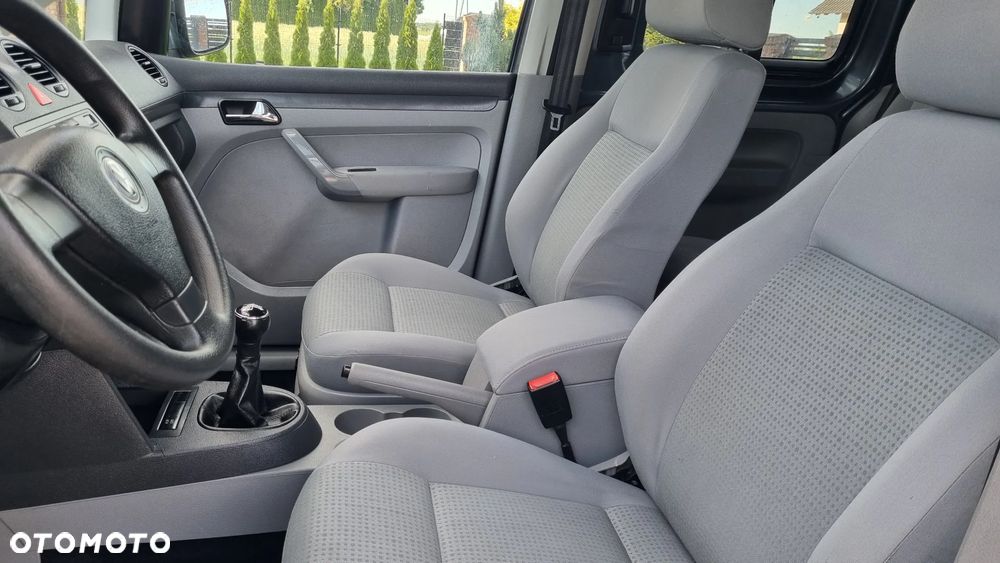 Volkswagen Caddy 1.6 Life Style (5-Si.) - 12
