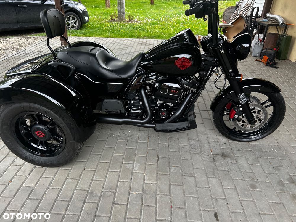 Harley-Davidson Trike Freewheeler - 12