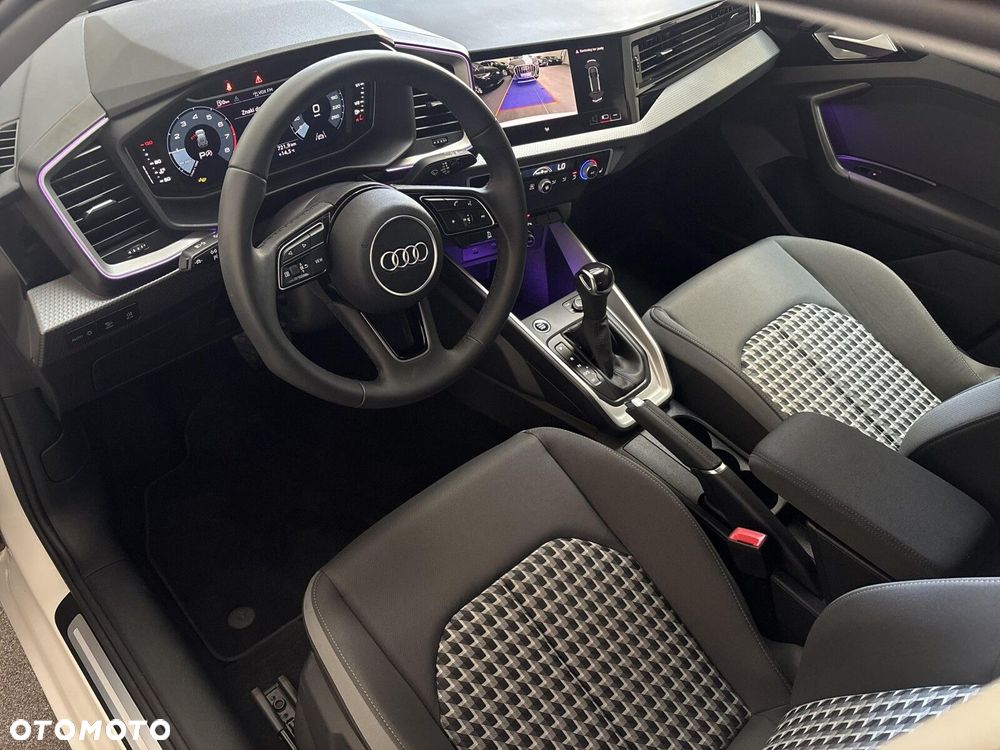 Audi A1 Sportback - 16