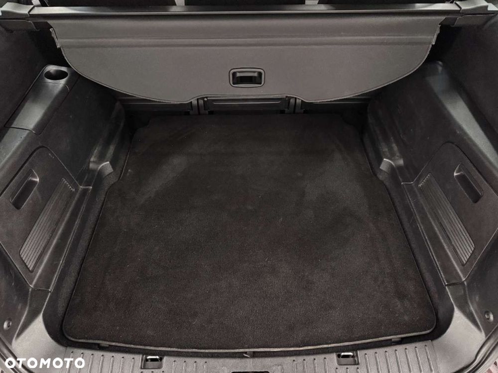 Ford S-Max - 37