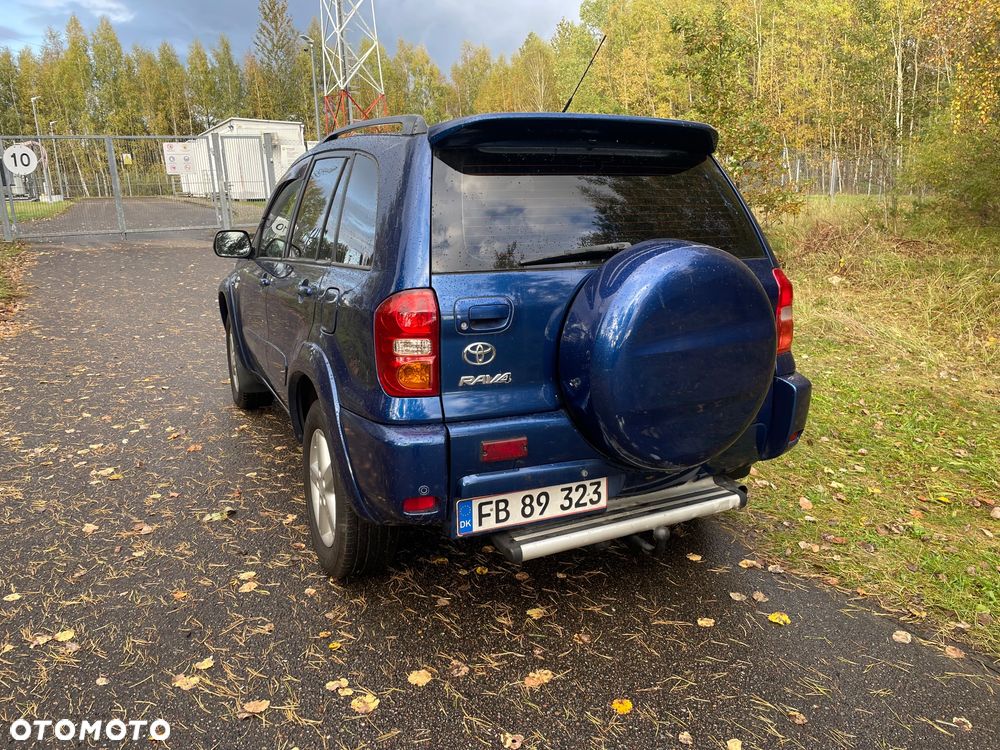 Toyota RAV4 - 4