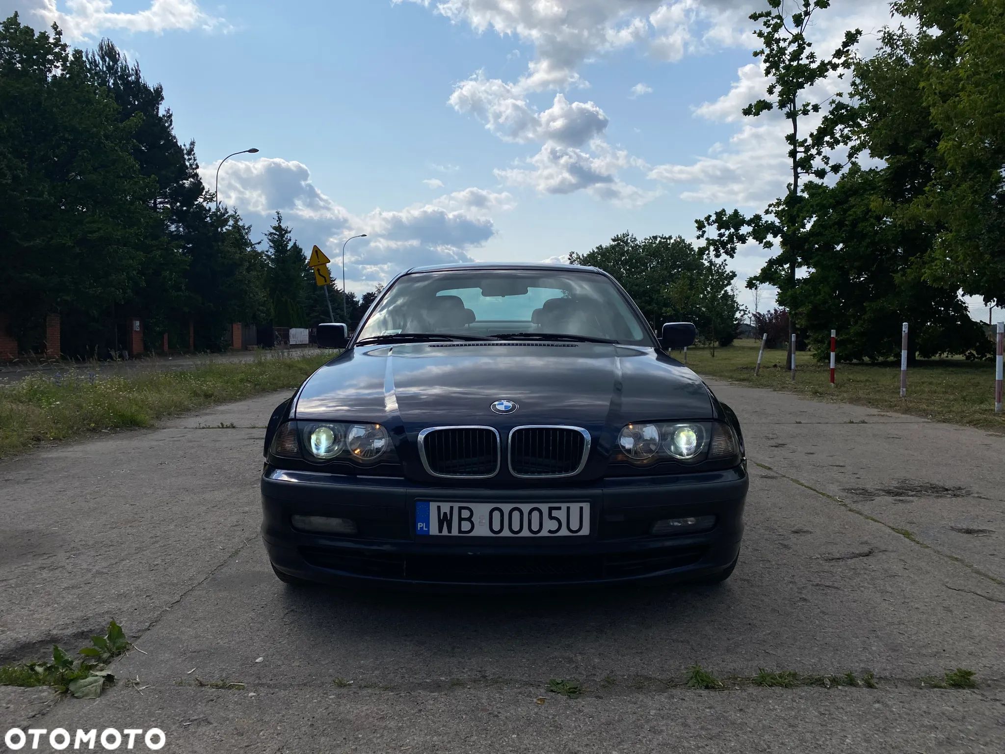 BMW Seria 3 328i - 1
