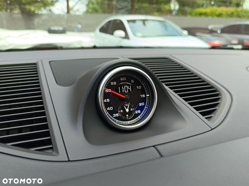 Porsche Macan - 30