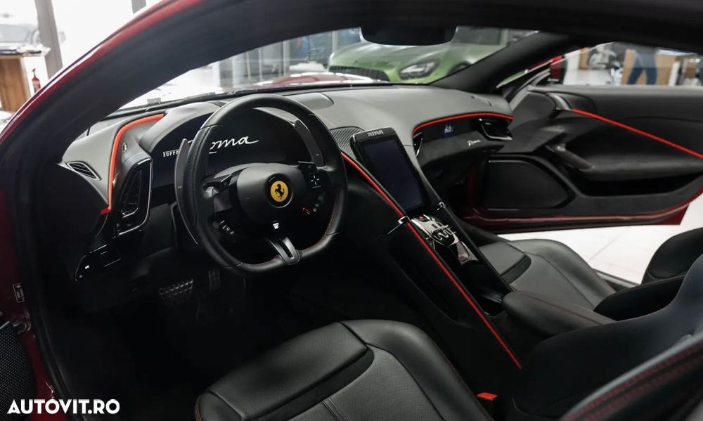 Ferrari Roma - 25