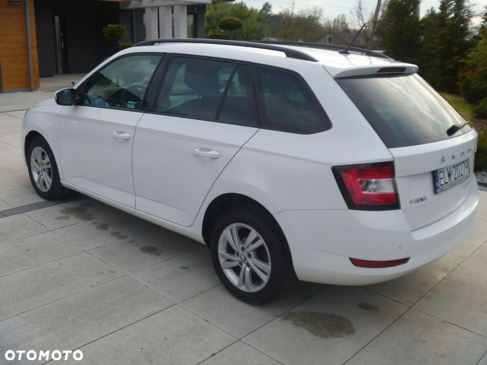 Skoda Fabia 1.0 TSI Ambition - 36