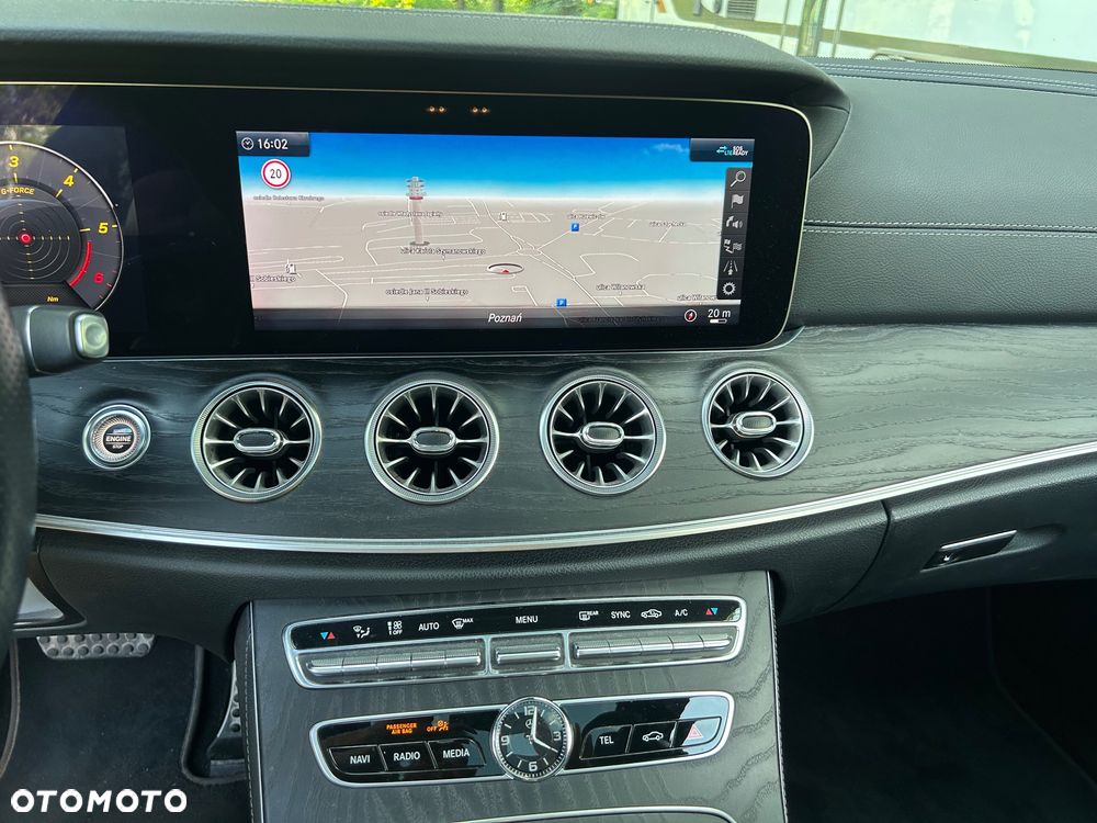 Mercedes-Benz Klasa E 220 d Coupe 4-Matic 9G-TRONIC - 19
